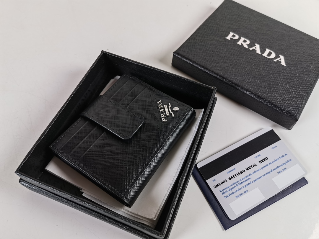 Prada Wallets Purse